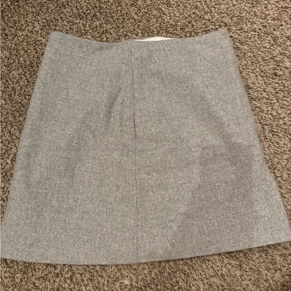 Aritzia Gray Mini Skirt - Picture 4 of 6